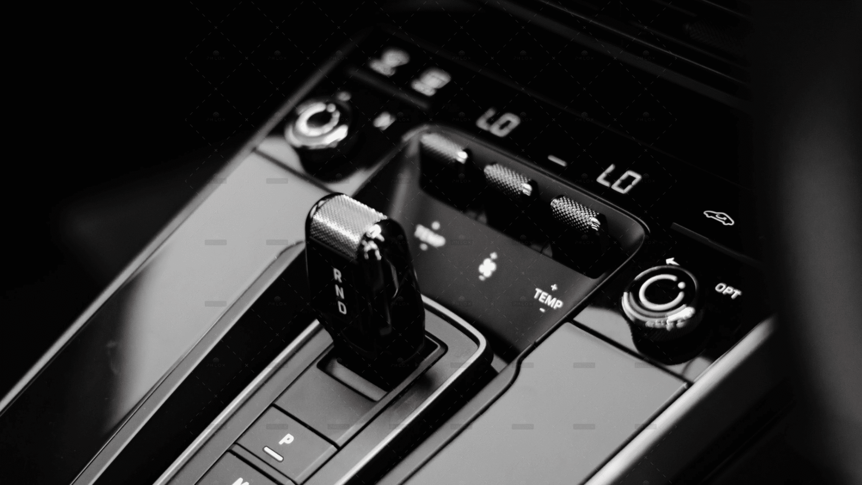 demo-attachment-1283-mark-chan-Zr40vngToD8-unsplash